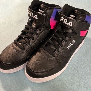 FILA Men's Shoes - size 11
